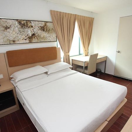 Aira Hotel Куала Лумпур Екстериор снимка