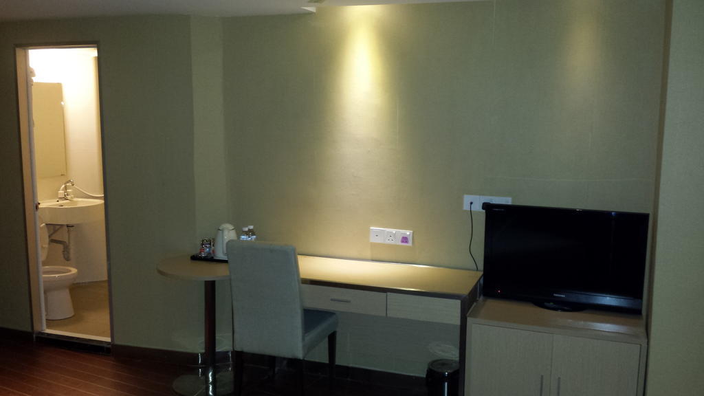 Aira Hotel Куала Лумпур Стая снимка