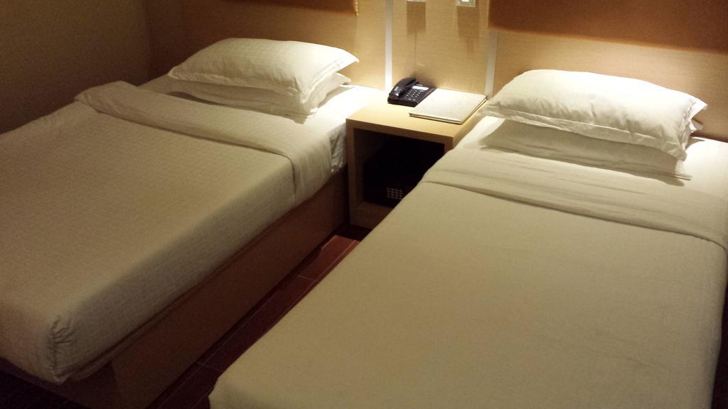 Aira Hotel Куала Лумпур Стая снимка
