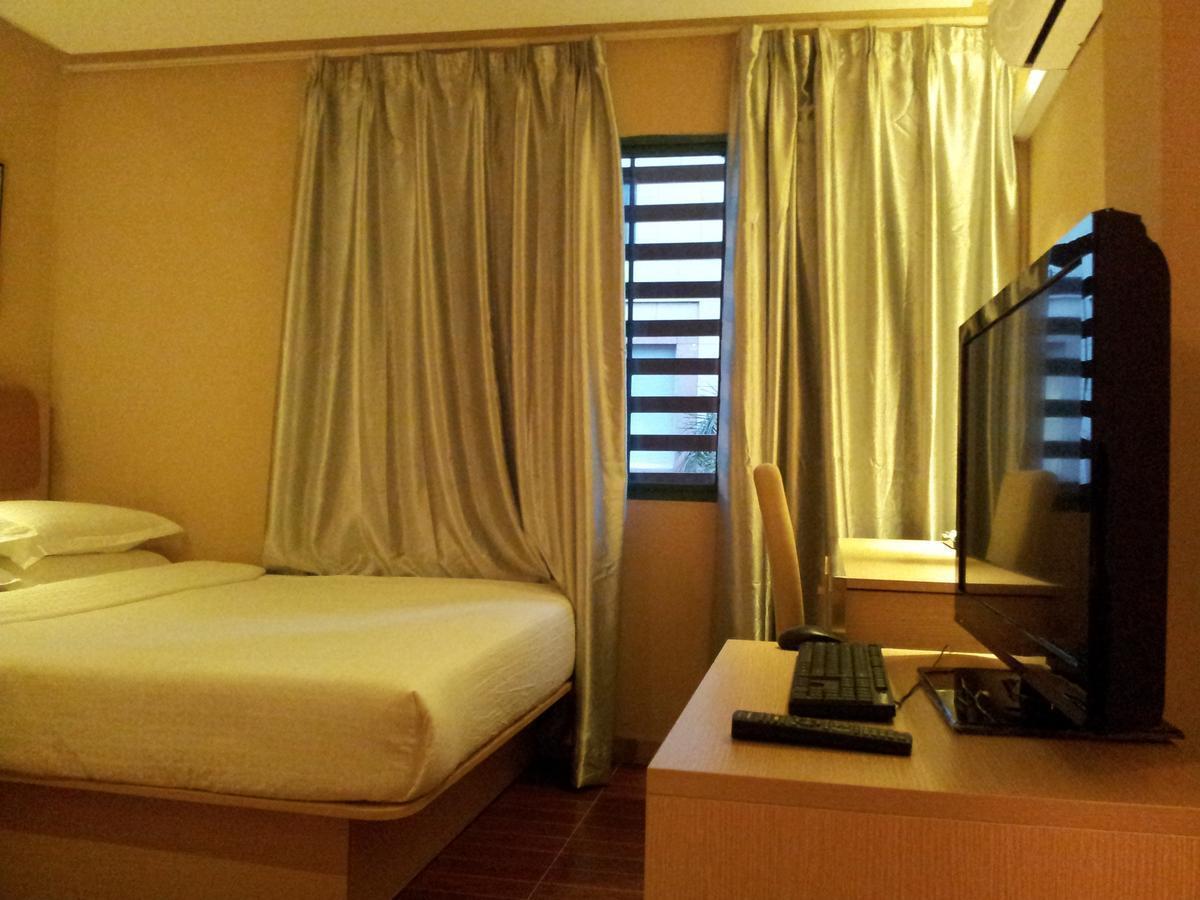 Aira Hotel Куала Лумпур Екстериор снимка