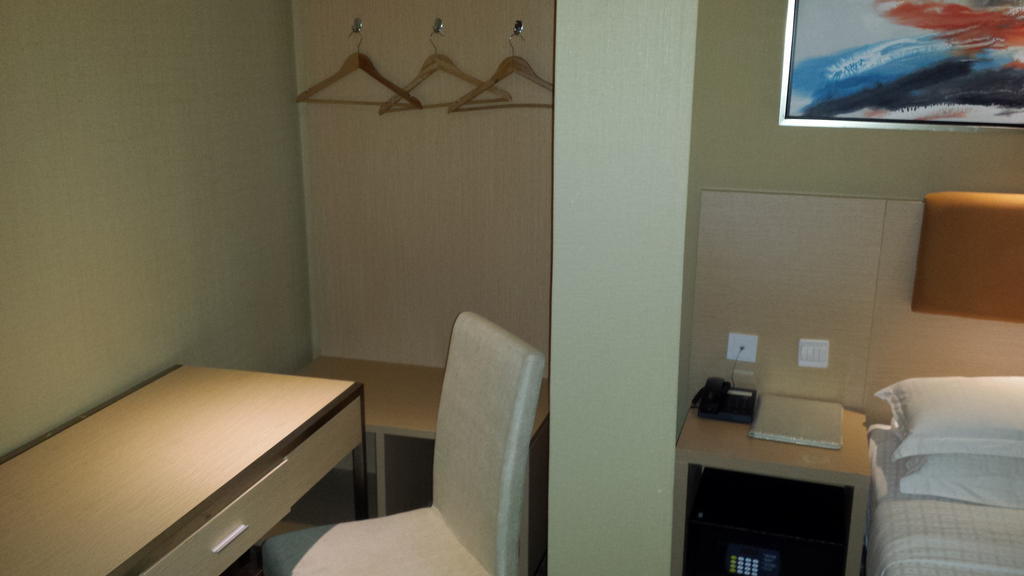 Aira Hotel Куала Лумпур Стая снимка