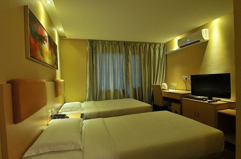 Aira Hotel Куала Лумпур Екстериор снимка